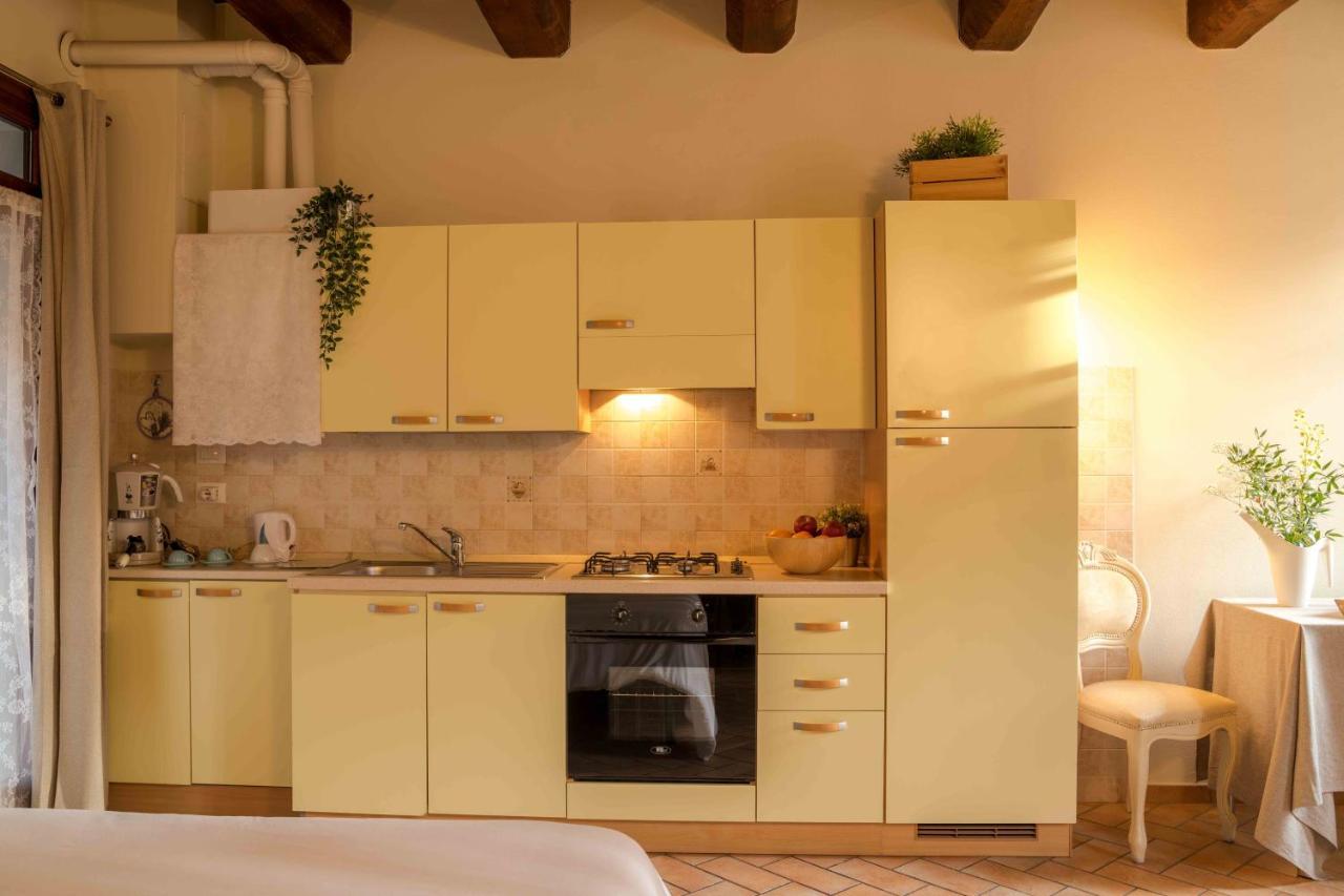 לוגו La Maison B&B מראה חיצוני תמונה