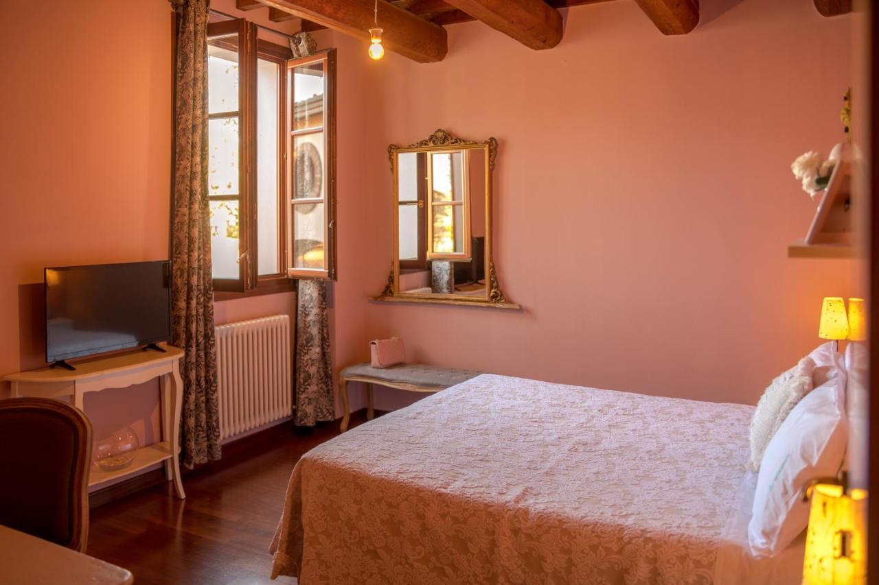 לוגו La Maison B&B מראה חיצוני תמונה