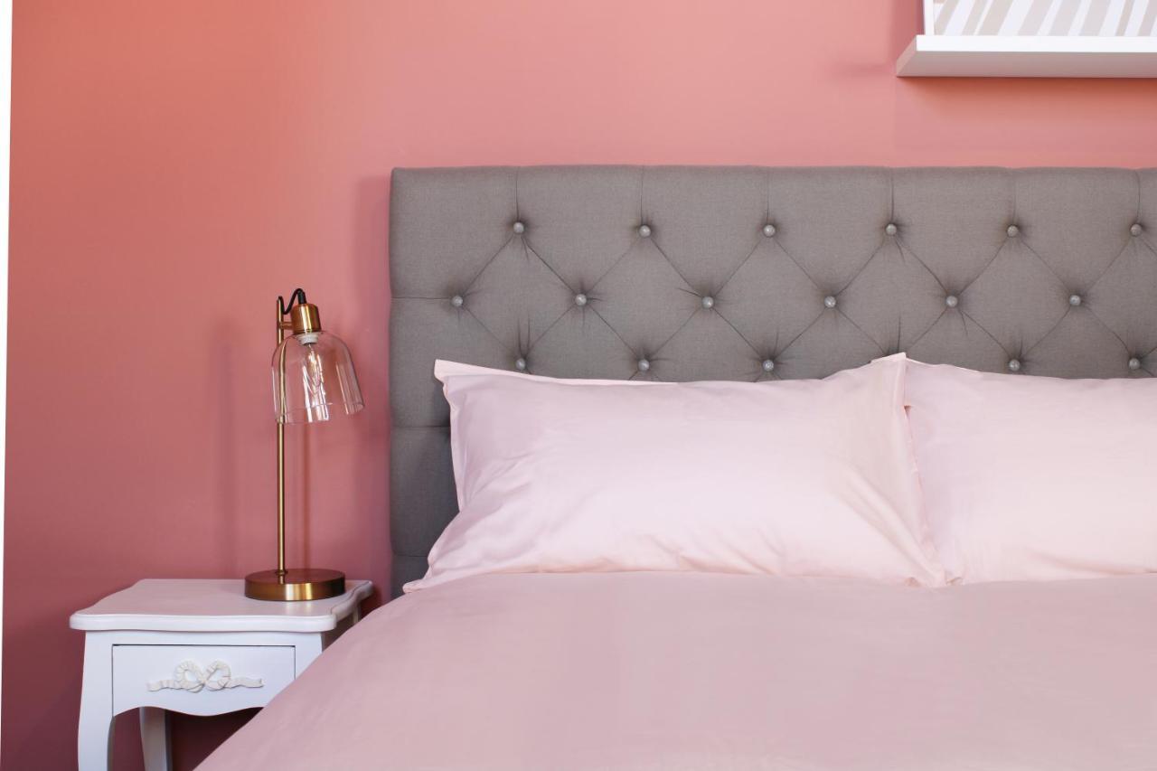 לוגו La Maison B&B מראה חיצוני תמונה
