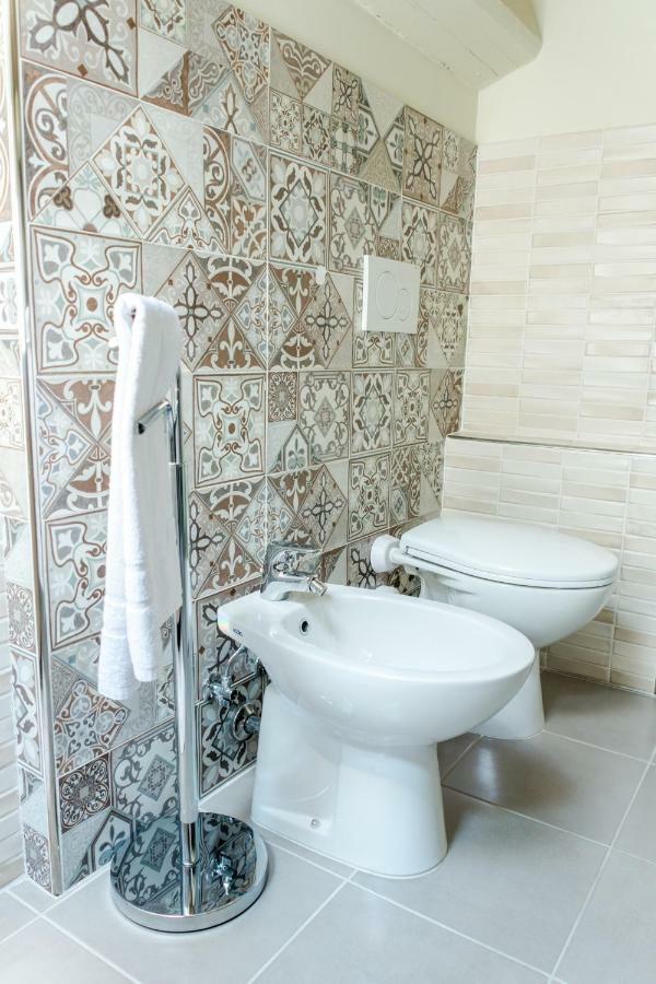 לוגו La Maison B&B מראה חיצוני תמונה